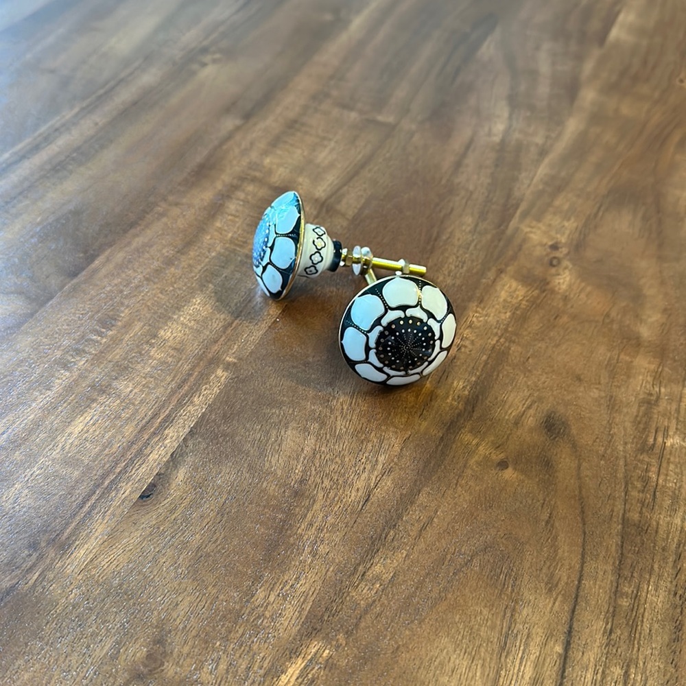 Anthropologie Black and White Knob - Set of 2